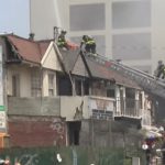 Veliki požar u Njujorku: Vatra progutala više kuća, povređena 21 osoba (VIDEO)