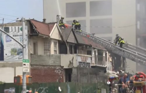 Veliki požar u Njujorku: Vatra progutala više kuća, povređena 21 osoba (VIDEO)