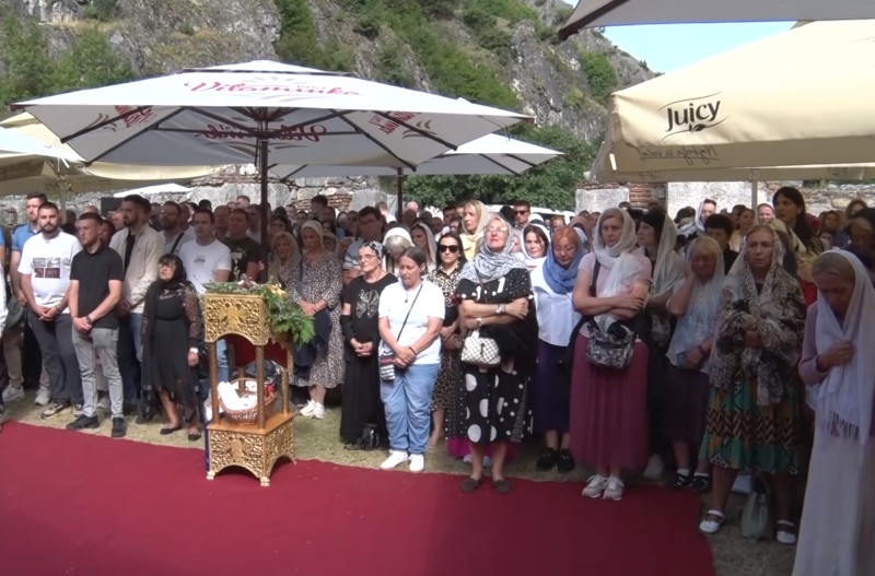 Jevtić o odgovoru Srba Kurtiju: U Prizren na slavu došlo najviše vernika u poslednjih 30 godina