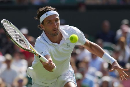 Novak iskulirao treći set: Riderkneš oduvao Đokovića i smanjio prednost