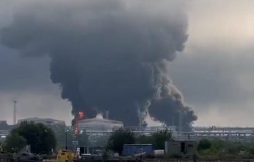 Masovni napad dronovima na Sankt Peterburg: Pogođen naftni terminal, oboreno 67 letelica