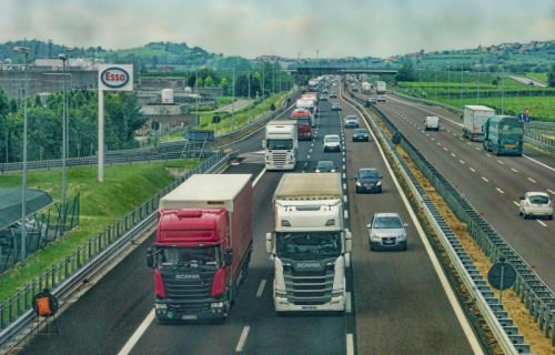 Kilometarske kolone na autoputu bez vidljivog razloga, ali objašnjenje postoji
