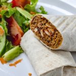 Hrskavi zapečeni krompir sa mlevenom govedinom u tortilji (RECEPT+VIDEO)