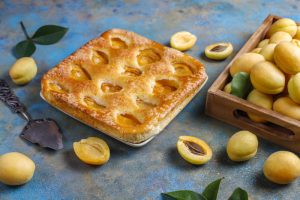 Kolač od kajsija: Na način kako su pravile naše bake (RECEPT+VIDEO)