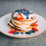 Palačinke od borovnica i banane: Savršen, lagan doručak (RECEPT+VIDEO)
