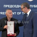 "Počivaj u miru Milovane, nećemo te zaboraviti": Vučić na dodeli odlikovanja starijem vodniku Jovanoviću