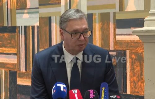 (UŽIVO) Vučić se obraća posle parade u Parizu: "Posebno sam bio srećan kada sam video i srpsku zastavu"