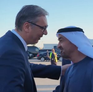 Vučić dočekao šeika Al Nahjana u Beogradu: “Dobro došao u Srbiju, prijatelju!”