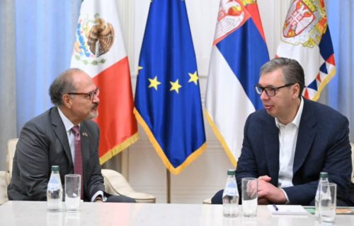 Vučić sa amabsadorom Meksika: "Značajan jubilej koji svedoči o dugom prijateljstvu"