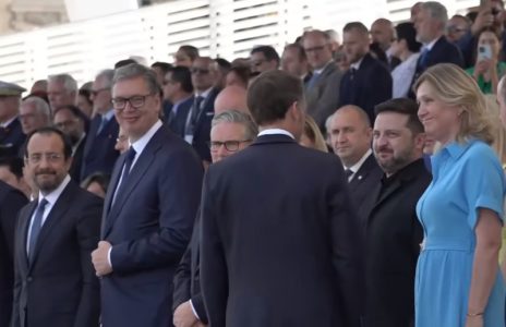 Defile na ulicama Pariza: Vučić stigao na vojnu paradu povodom Dana pada Bastilje (VIDEO)