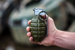 Dobacivali se bombom u dvorištu: Detalji fatalne eksplozije u Starčevu