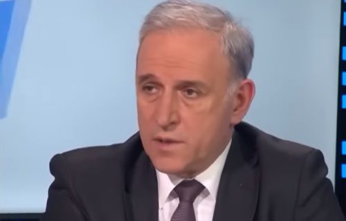 Ponošu uručen poziv za informativni razgovor zbog navoda o "zvučnom topu"