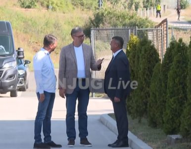 (UŽIVO) Predsednik Vučić obilazi Toplički okrug: “Moj posao je da kažem istinu i da čuvam državu” (VIDEO)