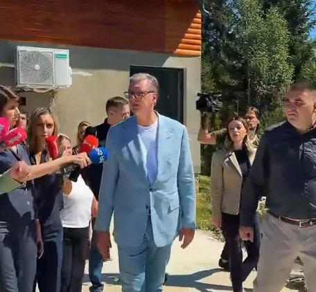 (UŽIVO) Vučić stigao u Prijepolje: “Menjamo krvnu sliku ovog dela, imamo velike planove za ovaj kraj”