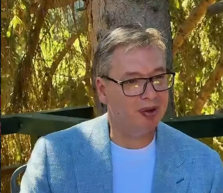Predsednik Vučić najavio povećanje plata i penzija uz dodatno pojeftinjenje lekova