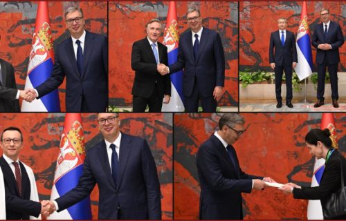Vučić primio akreditivna pisma pet ambasadora: Svečanost u Palati Srbija