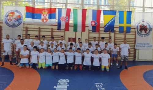 Kragujevac okuplja mlade rvačke talente: Oko 40 sportista učestvuje na kampu