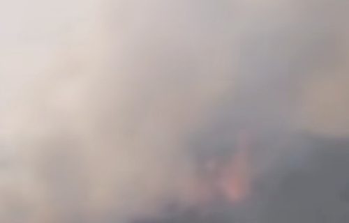 Grčka u plamenu: Izgorelo 100.000 hektara, proglašen megapožar, narod u panici beži pred stihijom