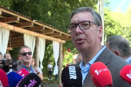 (UŽIVO) Vučić nastavlja posetu Republici Srpskoj – predsednik stigao u Janjske otoke: “Ovo je prvi put da neko od srpskih vladara ovde dođe”