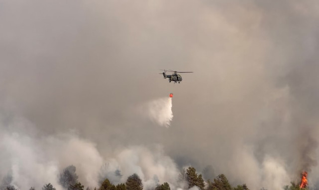 Dačić angažovao sve raspoložive snage, u akciji i Super Puma i Kamov: “Nastavlja se intenzivna borba” (VIDEO)