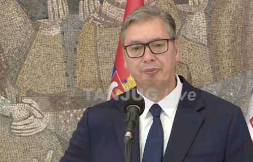 (UŽIVO) Predsednik ugostio mlade sportiste iz dijaspore: Više od 400 dece iz 17 zemalja došlo u Beograd