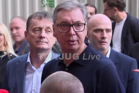 (UŽIVO) Vučić stigao na mesto izgradnje “Tiršove 2”: “Biće najveća bolnica za decu u jugoistočnoj Evropi” (VIDEO)