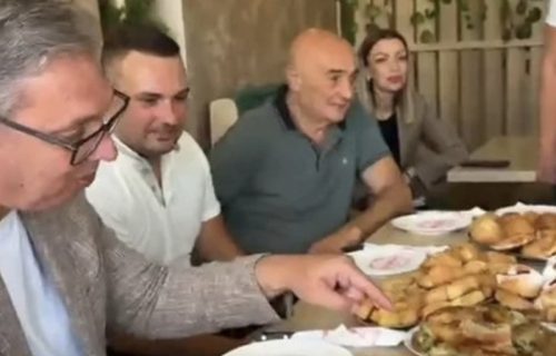 "Ja sam birao ime, neki se nerviraju": Vučić objavio snimak iz pekare u Prokuplju (VIDEO)