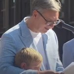 "Da dobijemo još jednog Jokića": Vučić obećao sportsku salu dečaku i oduševio sve na mrežama