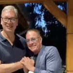 Vučić ugostio Žan-Kloda van Dama: "Nisam tražio špagu, a u obaranju ruke sam izgubio"