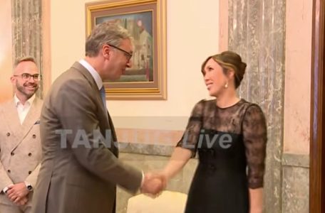Vučić sa slavnom teniserkom Jelenom Janković: “Hvala Vam za sve divne rezultate koje ste ostvarili” (VIDEO)
