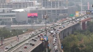 Mirno jutro u Beogradu: Vlažni kolovozi dočekali vozače, evo gde se trenutno usporava saobraćaj