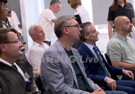 (UŽIVO) Vučić u Centru za razminiranje: Prisustvuje prezentaciji rada deminera (VIDEO)