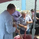 (UŽIVO) Vučić u poseti Mačvanskom okrugu: Obilazi Sajam šljiva "Osečina 2026" (VIDEO)