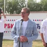 (UŽIVO) Vučić stigao u Ljuboviju: "Hvala Vam na veličanstvenom dočeku, dovodimo novu fabriku" (VIDEO)