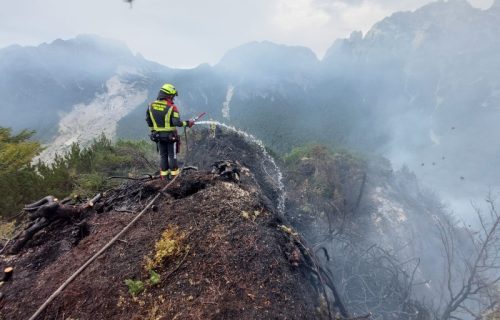 Požar na području Bovca na severozapadu Slovenije stavljen pod kontrolu