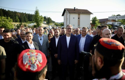 Vučić: Gde god naš narod živi, naša je obaveza da budemo uz njega