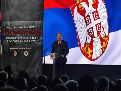 Vučić iz Mrkonjić Grada: Nikada više nigde neće biti Oluje, Srbija dovoljna snažna da zaštiti svoj narod
