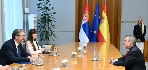 Vučić primio u oproštajnu posetu ambasadora Španije Huana Hosea Sansa Aparisija