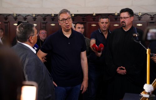 Vučić u Belegišu, obilazi hram Prenosa moštiju Svetog oca Nikolaja