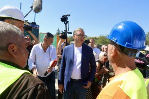 Vučić odgovorio na kritike o Ibru: Kod dela naših ljudi postoji opsesivna potreba da rade sve protiv Srba