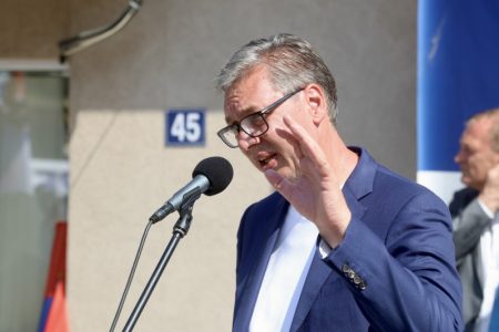 Predsednik Vučić u četvrtak obilazi jugoistok Srbije, obilazi dva gazdinstva sa osmoro i desetoro dece