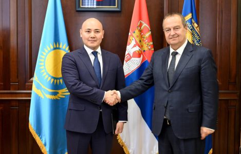 Beograd i Astana jačaju ekonomsku i bezbednosnu saradnju: Dačić sa zamenikom ministra Kazahstana