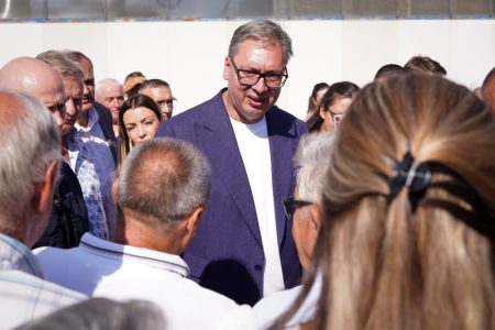 Predsednik najavio novu podršku porodicama: Država uvodi finansijsku pomoć i za peto i šesto dete
