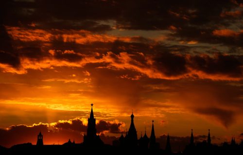 Temperatura u Moskvi ispod 10 stepeni: Neverovatno zahlađenje u ruskoj prestonici, posle rekorda u julu
