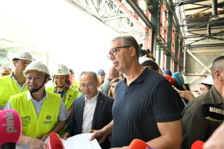 Isplate kreću 14. spetembra: Vučić najavio pomoć penzionerima od 35.000 dinara, za ostale građane 6.000