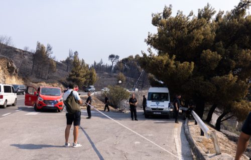 Na zgarištu Omiša nađeno žensko telo: Traga se za turistkinjom iz BiH