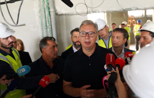 Vučić: "Lepa vest za Srbiju, rođeno 887 beba više nego prošle godine, prvi put imamo rast"