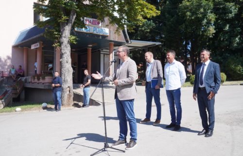 Vučić: "U Crnoj Gori nemaju drugu temu osim mene, najdirektnije se mešaju u unutrašnje stvari Srbije"