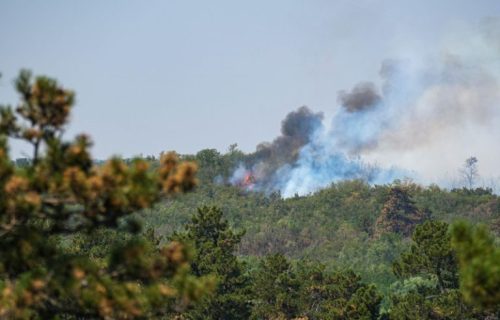 Vatra kod Stolova ne jenjava: U Srbiji aktivno 29 požara, helikopteri i ruski „Iljušin“ na terenu