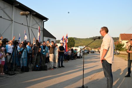 Vučić o požarima u Srbiji: “Tokom poslednje tri nedelje izbilo ih je više od 3.300, tražimo pomoć i od Evrope”